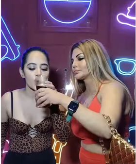 રાખીની સરખામણીમાં ઉર્ફી ખુશ હતી