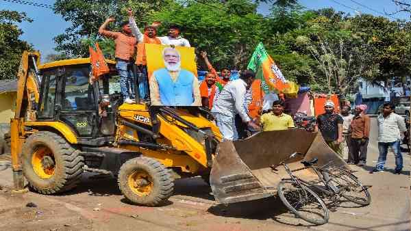 કૃષિ પ્રધાન જિલ્લાઓમાં ભાજપને શું નુકસાન? કૃષિ પ્રધાન જિલ્લાઓમાં ભાજપને શું નુકસાન?