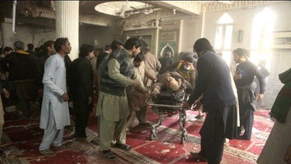 ઈસ્લામિક સ્ટેટે લીધી પાકિસ્તાનમાં મસ્જિદ વિસ્ફોટની જવાબદારી, હુમલામા અત્યાર સુધી 57ના મોત, 200 ઘાયલ