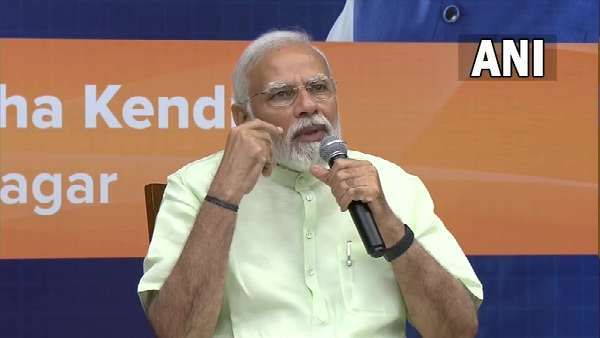 PM મોદી બનાસ ડેરી સંકુલનુ લોકાર્પણ અને જામનગરમાં ગ્લોબલ સેન્ટર ફોર ટ્રેડિશનલ મેડિસિનનુ ખાતમુહુર્ત