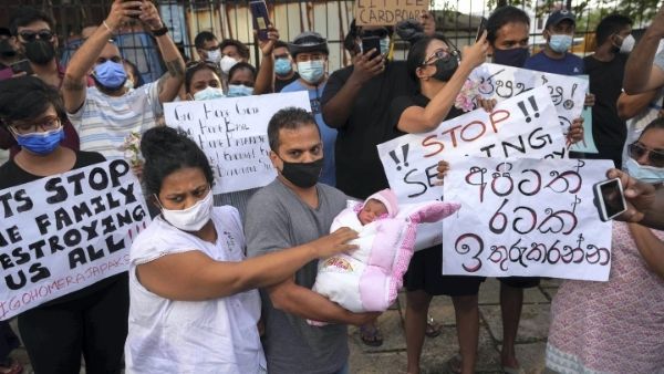 શ્રીલંકામાં ચિંતાજનક સ્થિતિ શ્રીલંકામાં ચિંતાજનક સ્થિતિ