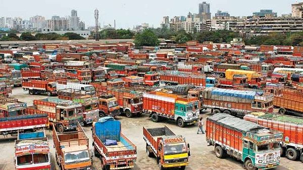 સુરત ટ્રાન્સપોર્ટ એસોસિએશને પાર્સલમાં ભાવમાં વધારો કર્યો!