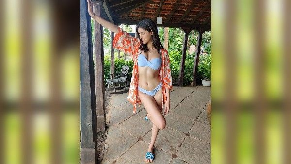 અનન્યાનો બિકીની લુક