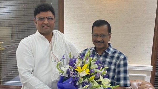 હરિયાણા: અશોક તંવર આપમાં જોડાયા, અગાઉ કોંગ્રેસ છોડી TMCમાં થયા હતા સામેલ, કેજરીવાલે કર્યું સ્વાગત