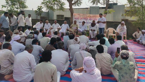 ડેમનું કામ અટકાતાં સાની ડેમ ખેડૂત હિત રક્ષક સમિતિના લડાઈના મંડાણ, મામલતદારને અરજી આપી