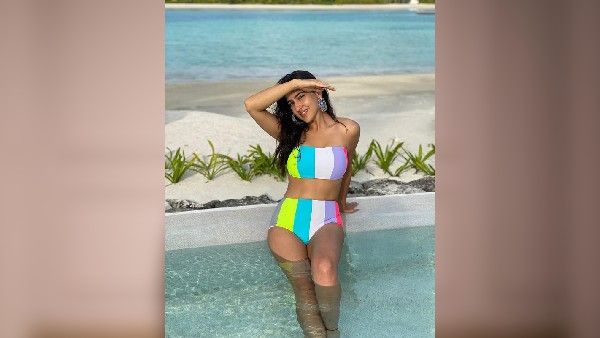 સારાનો બિકીની લુક સારાનો બિકીની લુક