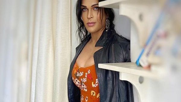 શો છોડ્યા બાદ સાયેશાએ ઈન્સ્ટાગ્રામ પર માફી માંગી