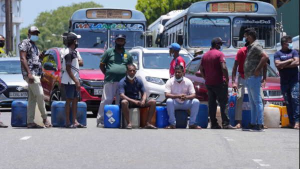 આર્થિક સંકટનો સામનો કરી રહેલા શ્રીલંકાની મદદે ભારત, 40,000 ટન ડીઝલ મોકલ્યુ!