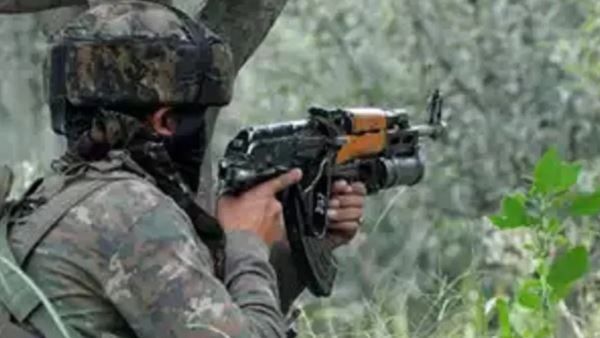 J&K: કુપવાડા એનકાઉન્ટરમાં સુરક્ષાબળોએ લશ્કરના ત્રણ આતંકીઓને માર્યા ઠાર, મોટી માત્રમાં હથિયારો જપ્ત