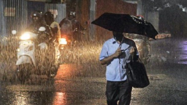 વરસાદના કારણે તાપમાનમાં ઘટાડો