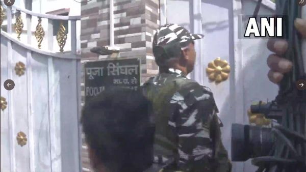 ઝારખંડઃ IAS અધિકારી પૂજા સિંઘલ, વેપારી અમિત અગ્રવાલના ઘરે EDની રેડ