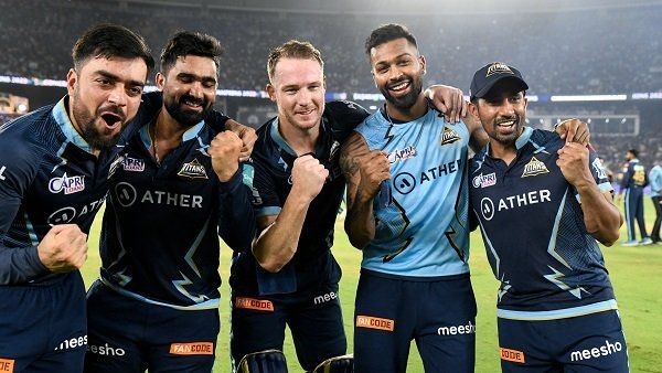 IPL 2022: ગુજરાત ટાઈટન્સ પર થયો પૈસાનો વરસાદ, આ ખેલાડી એકલા લઈ ગયા 6 અવૉર્ડ