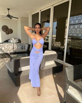 ઈશાએ આ પહેલા પણ સેક્સી ફોટો શેર કર્યા છે ઈશાએ આ પહેલા પણ સેક્સી ફોટો શેર કર્યા છે