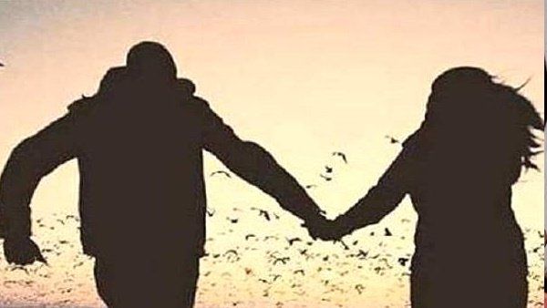 બાંગ્લાદેશી યુવતીને ફેસબૂક પર ભારતીય યુવક સાથે પ્રેમ થયો, લગ્ન કરવા તરીને પહોંચી!