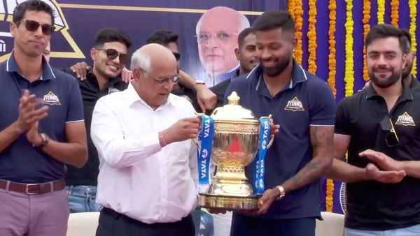 Gujarat Titans ટીમ મુખ્યમંત્રીને મળી, સીએમ બોલ્યા- મેં ખાલી બેટિંગ જ કરી