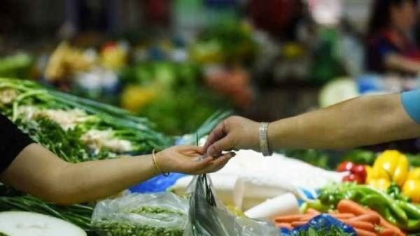 ખાદ્ય પદાર્થોમાં ઉછાળ ખાદ્ય પદાર્થોમાં ઉછાળ