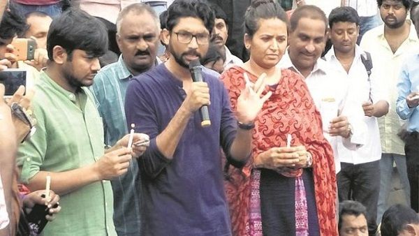 Breaking: જીગ્નેશ મેવાણી - રેશ્મા પટેલને કોર્ટે ફટકારી સજા, 2017નો છે મામલો