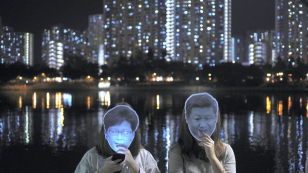 આત્મહત્યા કરી રહ્યાં છે લોકો