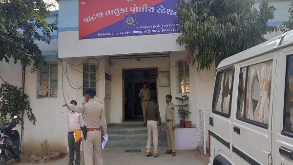 ગુજરાત: સિદ્ધપુરમાંથી નકલી RC બુકનું કૌભાંડ ઝડપાયુ, 1ની ધરપકડ