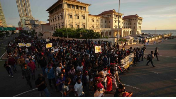 વડાપ્રધાને રાજીનામું આપ્યુ