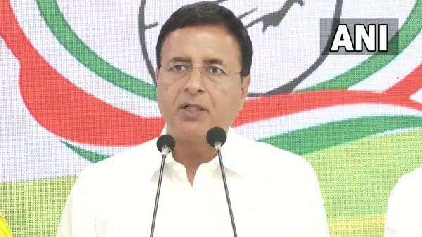 રાજીવ ગાંધીના હત્યારાઓને છોડવા પર કોંગ્રેસે પીએમ મોદીને કર્યાં સવાલ, - આ જ છે તમારો આતંકીઓને પર રૂખ?