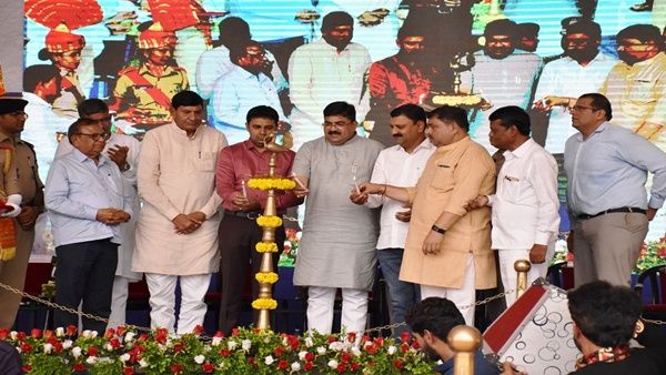 કેન્દ્રીય ગૃહમંત્રીના હસ્તે પોલીસ વિભાગના વિકાસકામોનું વર્ચ્યુઅલી લોકાર્પણ કરાયું