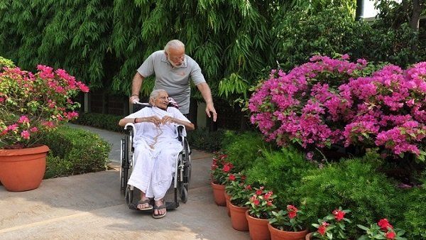 'પિતાજી આજે હોત તો ગયા સપ્તાહે તેઓ પણ 100મો જન્મદિવસ મનાવી રહ્યા હોત..'