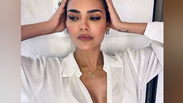 કાશ હું સ્ટાર કિડ હોત તો... 'આશ્રમ 3'માં બોલ્ડ સીન આપનારી ઈશા ગુપ્તાએ કાઢી ભડાશ