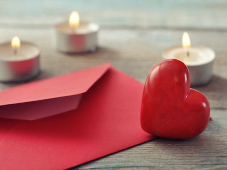 ગિફ્ટ સાથે સરપ્રાઈઝ