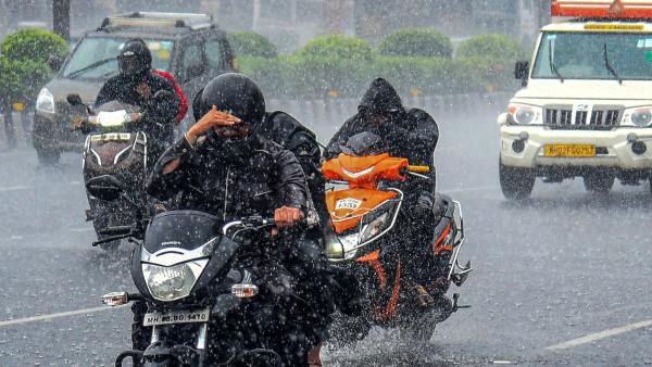 Weather: દિલ્લીમાં 2 દિવસ પછી આવશે ચોમાસુ, આ 5 રાજ્યોમાં થશે વરસાદ, જાણો હવામાન અપડેટ