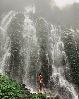 ફેન્સ સતત કમેન્ટ કરી રહ્યા છે