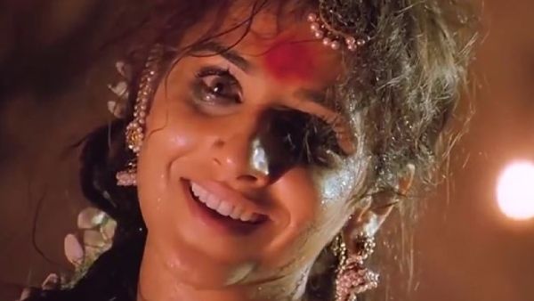 8. વિદ્યા બાલન - અવની ચતુર્વેદી, મંજુલિકા