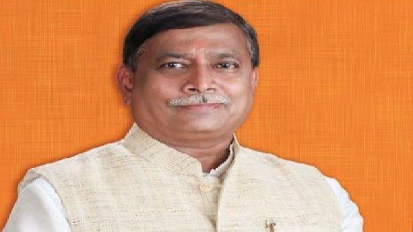 એકનાથ શિંદે ને ઝટકો, અજય ચૌધરી બન્યા શિવસેનાના ચિફ વ્હિપ, ડેપ્યુટી સ્પીકરે આપી મંજૂરી