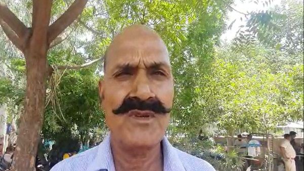 માજી સૈનિકોની સમ્માન યાત્રામાં હંગામો થતા પોલીસના અટકાયતી પગલા