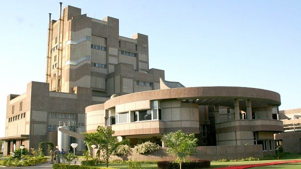 બનાસ ડેરીએ પશુપાલકોના દૂધના ભાવમાં કર્યો 20 રૂપિયાનો વધારો