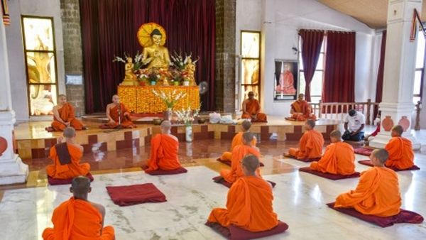 શબ્દોની પસંદગી સમજી વિચારીને કરો