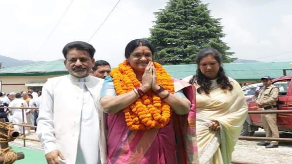 કોંગ્રેસના નબળા ઉમેદવાર, સંગઠન ગાયબ