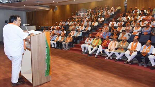 પેજ પ્રમુખોને લાગશે કે, તેઓ મહત્વપૂર્ણ છે