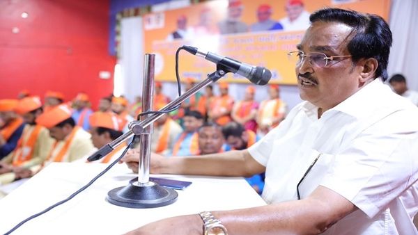 સીઆર પાટીલે અરવલ્લી જિલ્લાના ભાજપા કાર્યાલય ખાતે યોજી બેઠક