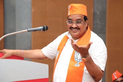 સીઆર પાટીલ સુરેન્દ્રનગરના પ્રવાસે, મોટી સંખ્યામાં હાજર કાર્યકરોને ચૂંટણી જીતવા હાંકલ કરી!