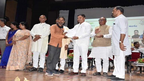 હિંમતનગર ખાતે ગરીબ કલ્યાણ અને સેવા સુશાસન કાર્યક્રમ યોજાયો