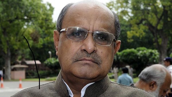 ગુજરાત હિંસાના ઇતિહાસને પાઠ્યક્રમમાથી હટાવાને લઇને બીજેપીની સહયોગી જેડીયૂની પ્રતિક્રિયા, 