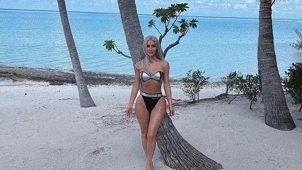 કિમ કાર્દાશિયન કિમ કાર્દાશિયન