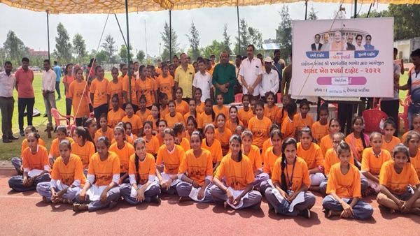 વડાપ્રધાન નરેન્દ્ર મોદીએ રમતવીરોને ખૂબ પ્રોત્સાહન આપ્યું વડાપ્રધાન નરેન્દ્ર મોદીએ રમતવીરોને ખૂબ પ્રોત્સાહન આપ્યું