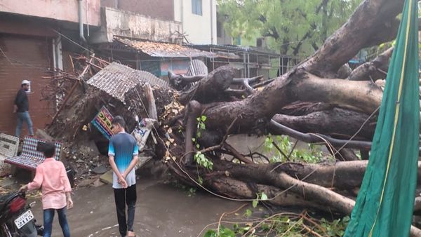 ગ્રામજનોને નદીની નજીક ન જવા વિનંતી ગ્રામજનોને નદીની નજીક ન જવા વિનંતી