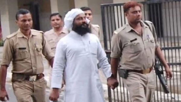 વારાણસી બ્લાસ્ટ: આતંકી વલીઉલ્લાહને ફાંસીની સજા, ધમાકામાં 18 લોકોના થયા હતા મોત