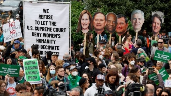 ગર્ભપાતના અધિકારો સમાપ્ત થતાં જ અમેરિકાના કેટલાક રાજ્યોએ પ્રતિબંધ મૂક્યો, રાષ્ટ્રપતિ બાઈડને ખતરનાક પગલું ગણાવ્