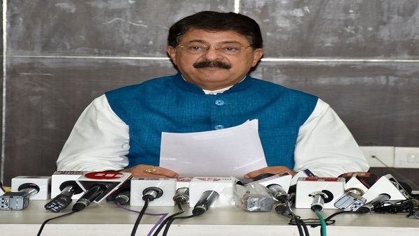 ખેડૂત અને નાગરીક હિતના નવા નિર્ણયો અને આયામોનું પ્રેઝેન્ટેશન મહેસૂલ મંત્રી કરશે