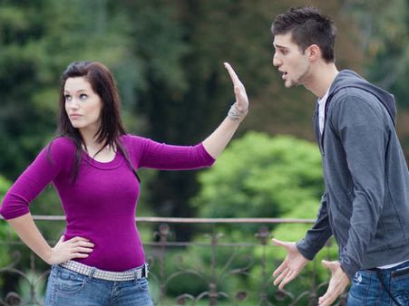 કોઈ સંદેશા અને ફોન કૉલ્સ નહીં