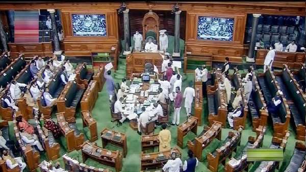 Parliament Monsoon Session Live: ઉપરાષ્ટ્રપતિ નાયડુની વિદાય ખૂબ જ ભાવુક પળ - પીએમ મોદી